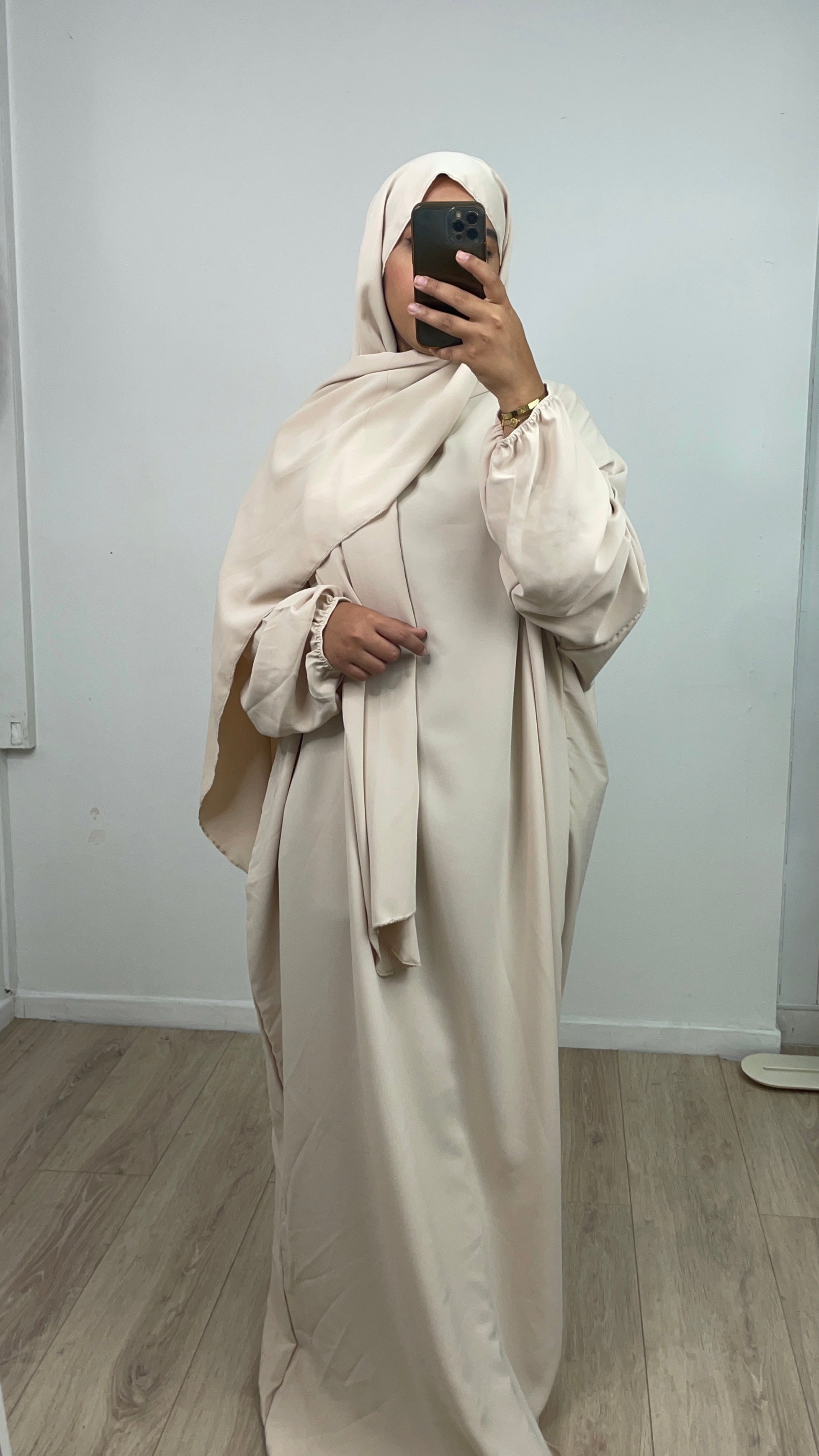 Abaya ample avec voile intégré Beige