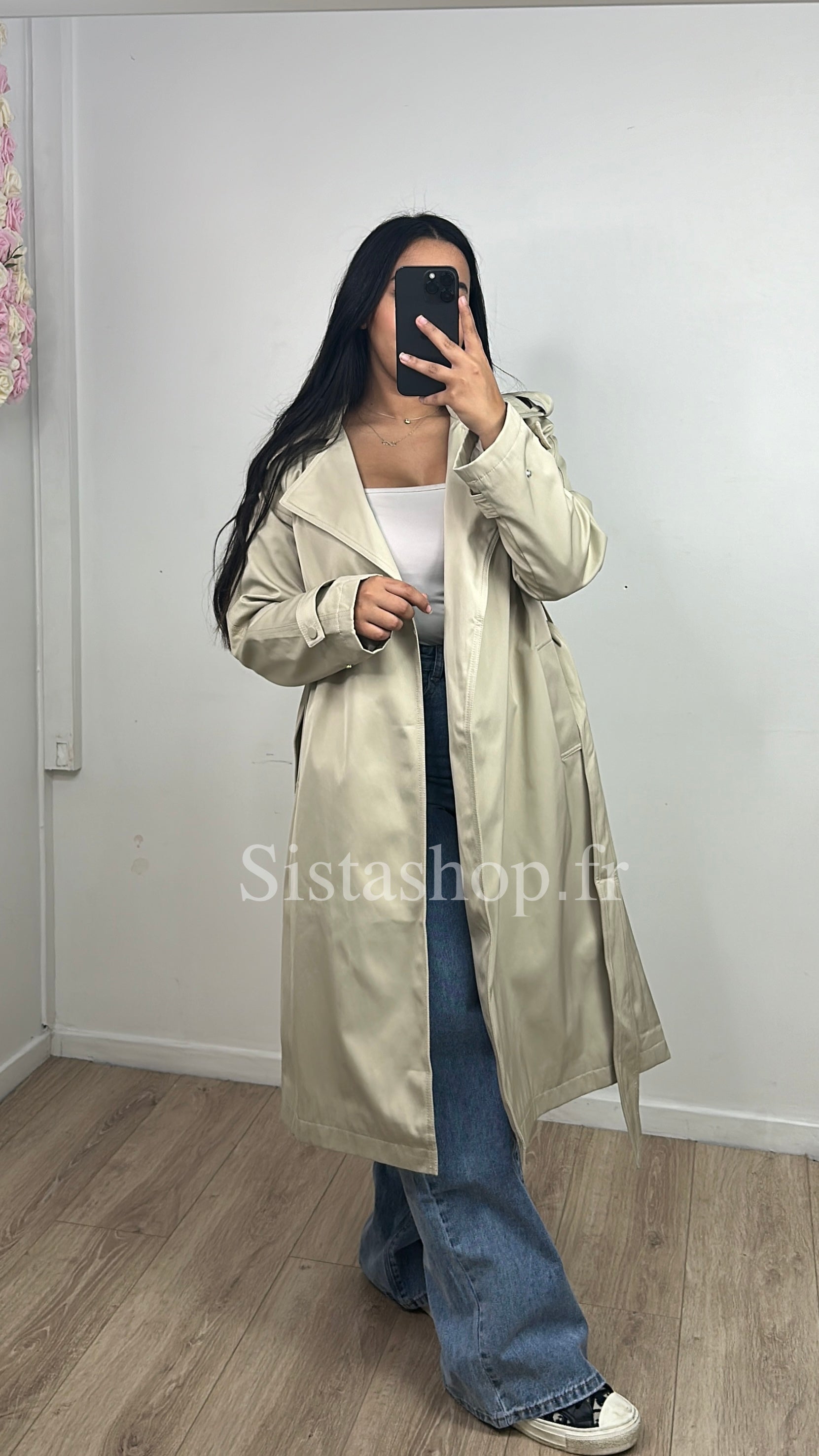 Trench Aya Nude
